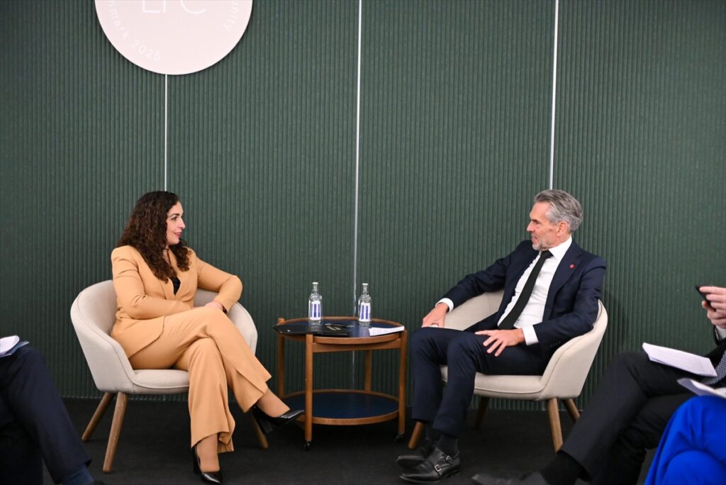 Kosova Cumhurbaşkanı Osmani, Hollanda Başbakanı Dick Schoof ile görüştü