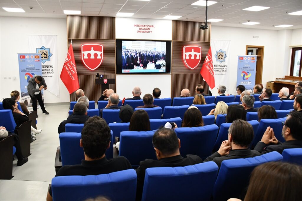 Üsküp’te Türk Dünyası Mühendisler ve Mimarlar Birliğince hizmet ödülleri programı düzenlendi