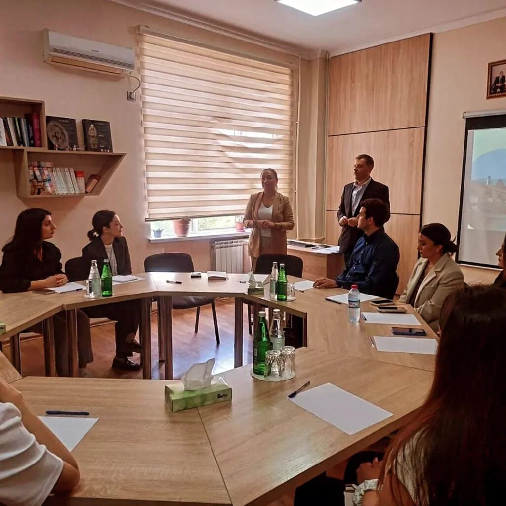 Bakü Slavyan Üniversitesi’nde İkinci Uluslararası Balkan Araştırmaları Konferansı Gerçekleştirildi