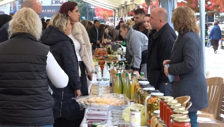 Priştine’de çiftçi kadınların ürünleri sergilendi