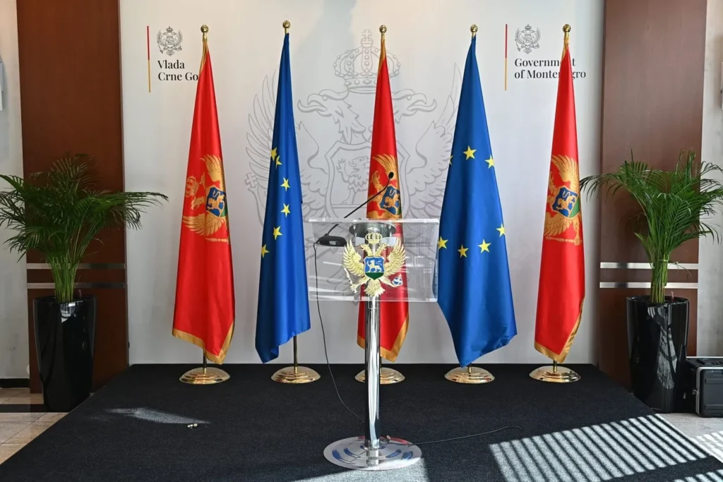 Karadağ, Türkiye vatandaşlarına yönelik vize serbestisini geçici olarak askıya alan yönetmeliği kabul etti