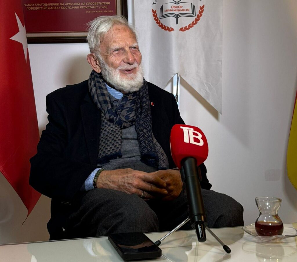 Akıl çok büyük bir lütuf, ama aynı zamanda korumasız; aklı, iman korur