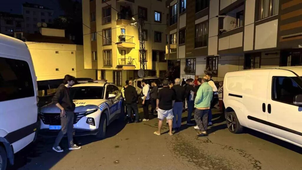 İstanbul’da Park Halindeki 8 Araca Çarpan Sürücü Yakalandı