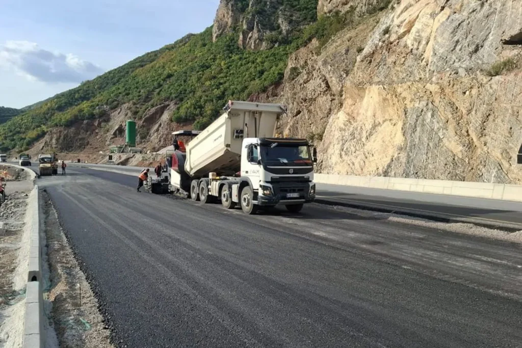 Arnavutluk’ta Elbasan–Kafasan Otoyolu Projesi’nin % 70’i tamamlandı