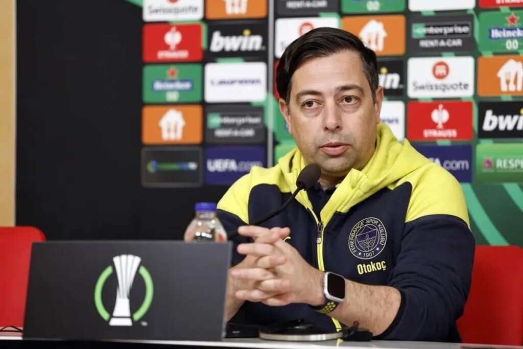 Fenerbahçe’de 2 veda birden açıklandı