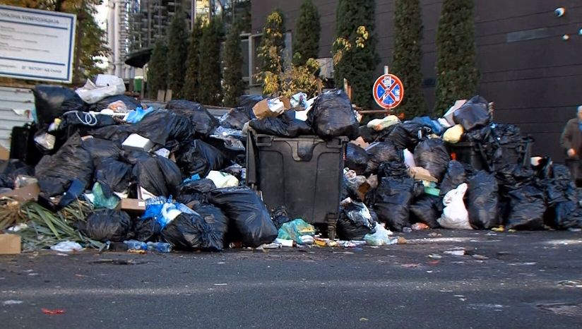 Üsküp’te Belediye Başkanları Seferber Oldu: Şehir Genelinde Temizlik ve Dezenfeksiyon Kampanyası Başlatıldı