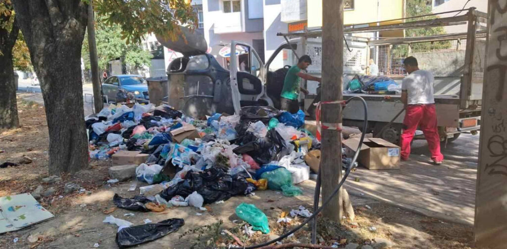 Sağlık Bakanlığı, Üsküp’te atık kaynaklı artan risk nedeniyle acil öneriler ve önlemler yayınladı