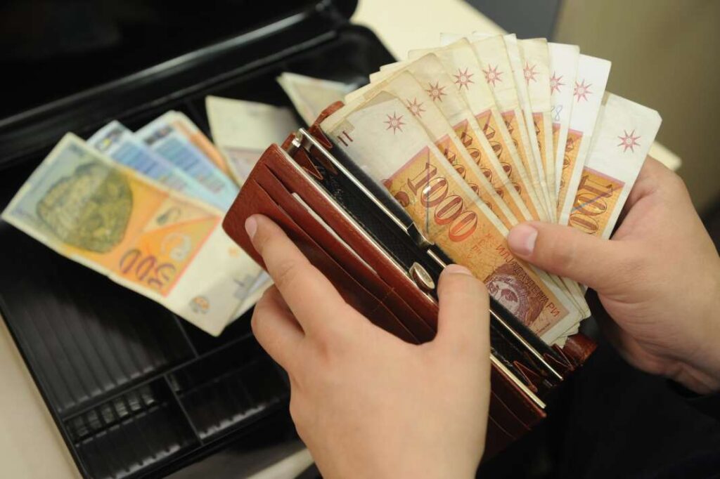 Makedonya Hükümeti 2026 bütçe tasarısını onaylayarak Meclis’e gönderdi