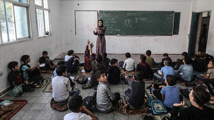 Gazze’de iki yıl aradan sonra ders zili çaldı