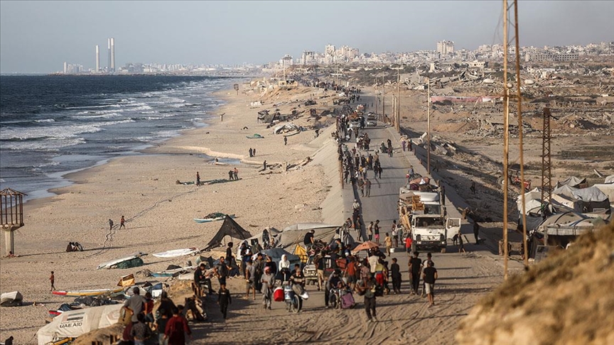 BM: Gazze’de on binlerce Filistinli büyük bedeller ödeyerek sürekli göçe zorlanıyor