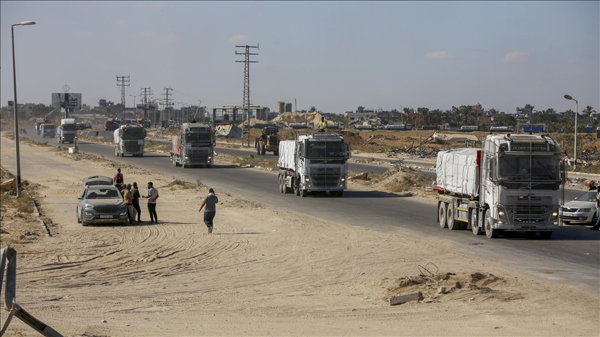 Gazze’deki hükümet: Ateşkesten bu yana bölgeye sadece 173 yardım tırı girdi
