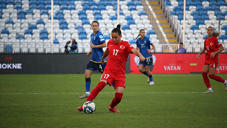 Türkiye A Milli Kadın Futbol Takımı’nın İzmir’deki Kosova maçı biletleri ücretsiz
