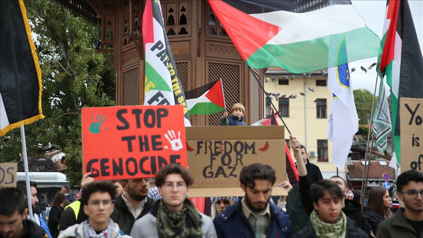 Bosna Hersekliler, Küresel Sumud Filosu’na destek için yürüdü