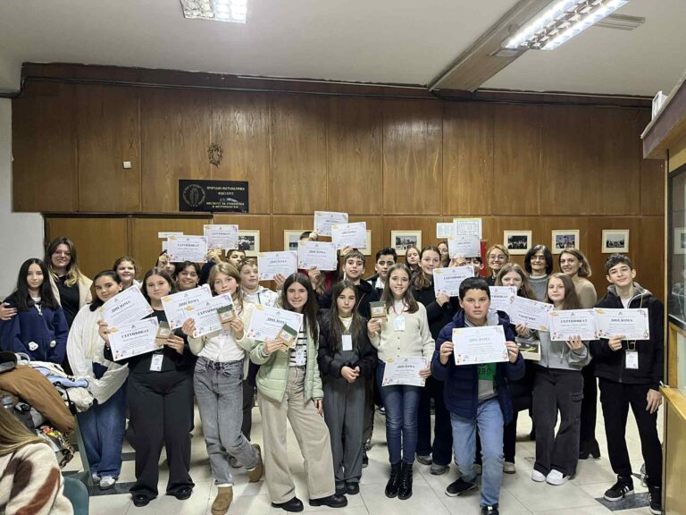 Ohri “Kardeşlik Birlik” İlkokulu Türk öğrencileri doğa bilimleri yarışmasında dereceye girdi