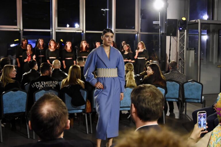 Üsküp’te moda tasarımcısı Toşeva’nın “Can” adlı koleksiyonu tanıtıldı