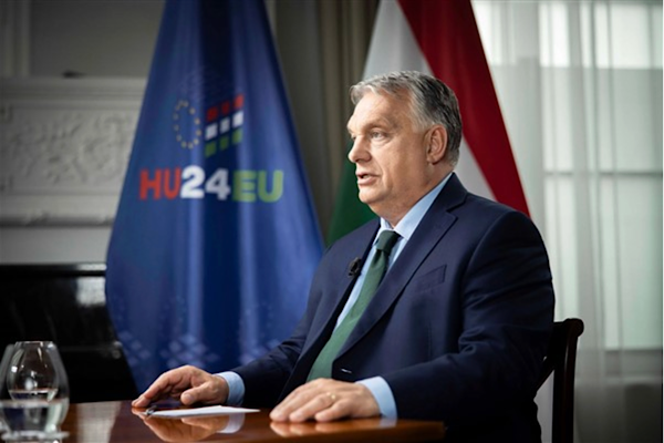 Orban: Macaristan ile Sırbistan arasında yeni petrol boru hattı inşa edildi