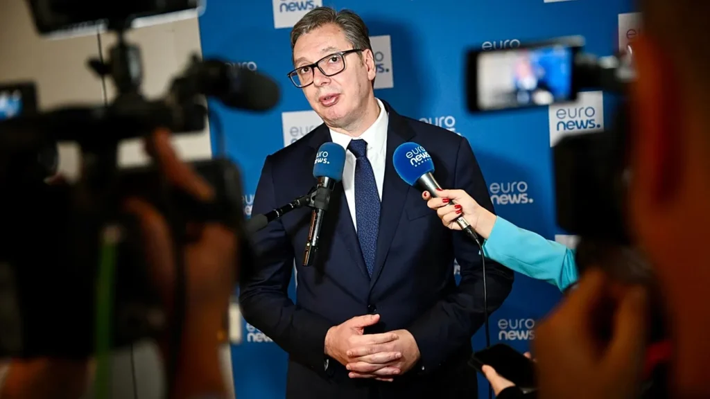 AB’den gelen eleştirilere Sırp lider Vucic’ten ‘ekonomi’ cevabı