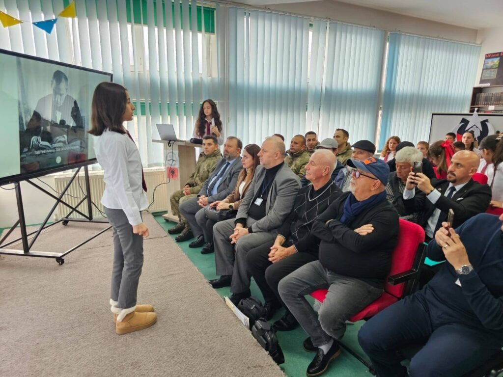 Prizren Emin Durak İlkokulu’nda Atatürk anıldı