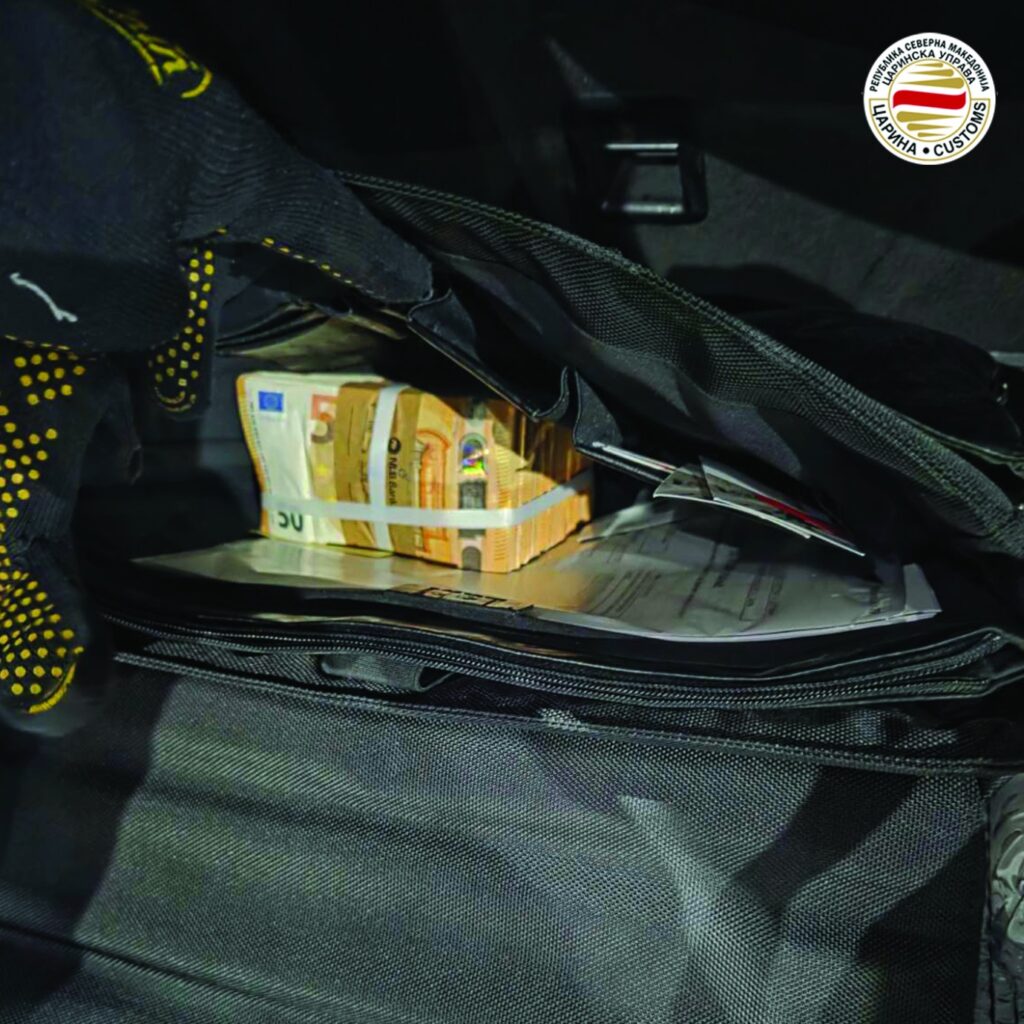 Tabanovce Sınır Kapısında 94 Bin Euro Kaçırma Girişimi Engellendi