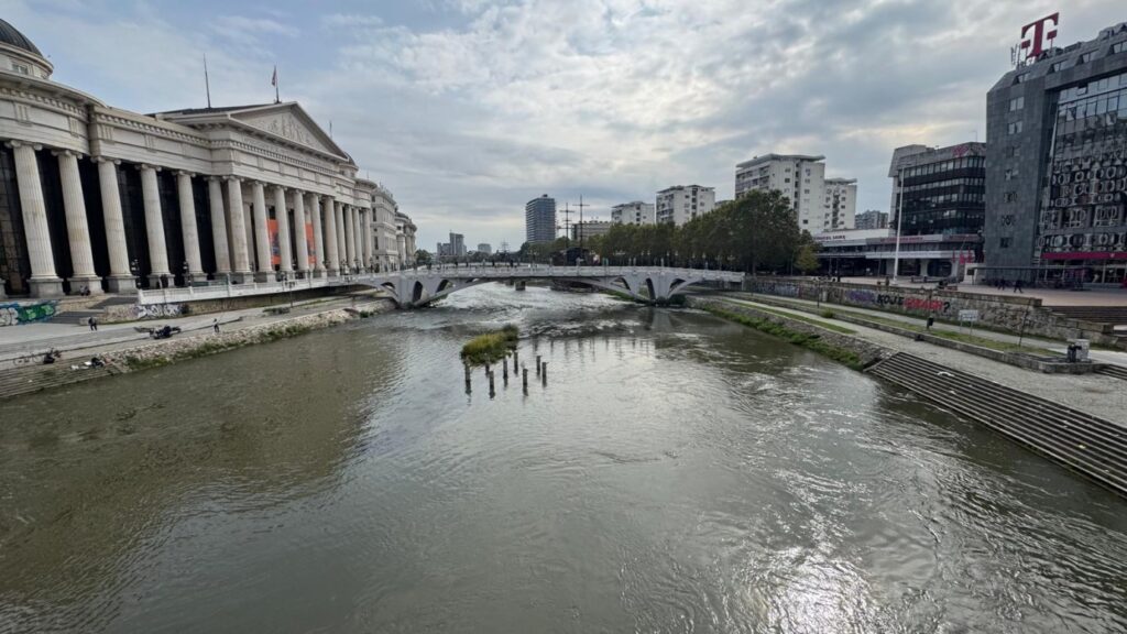 Nehirlerde su seviyesi yükseliyor, sel riski var