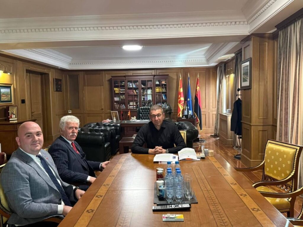 TMBH Heyeti, Başbakan Mickoski Tarafından Kabul Edildi