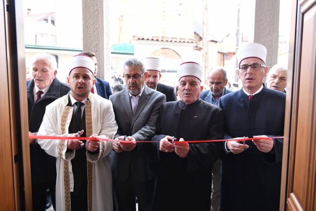 40 Yıl Aradan Sonra Vrapçişte’nin Eski Camisi Yenilendi