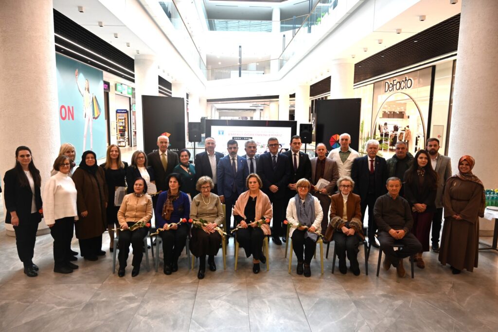 Yeni Balkan’dan 24 Kasım’a Anlamlı Program: Emekli Öğretmenlerin Hayatları 6. Kez Kitaplaştırıldı