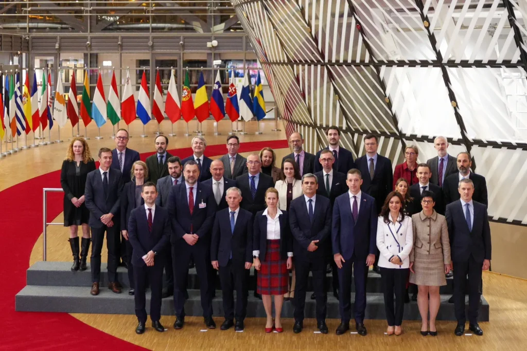 Brüksel: Bosna-Hersek, AB yolunda ilerlemek için iki önemli yasayı kabul etmeli ve bir müzakereci atamalı