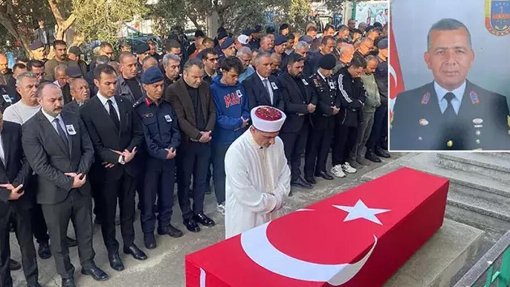 Kalp krizi sonucu hayatını kaybeden komutan toprağa verildi