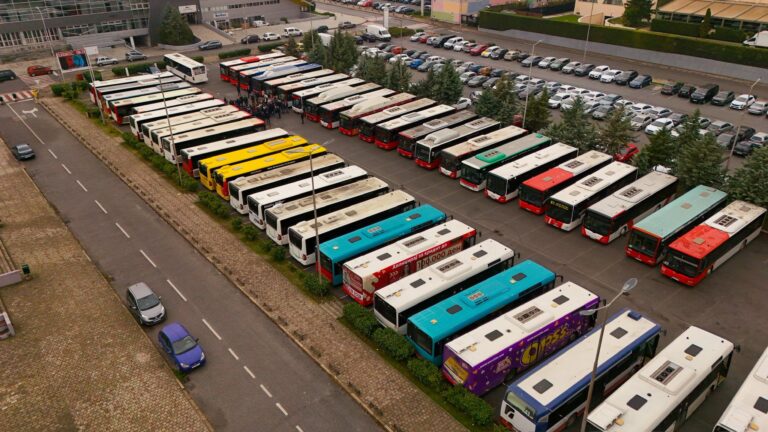 Üsküp’te pazartesi gününden itibaren 55 özel otobüs hizmete giriyor