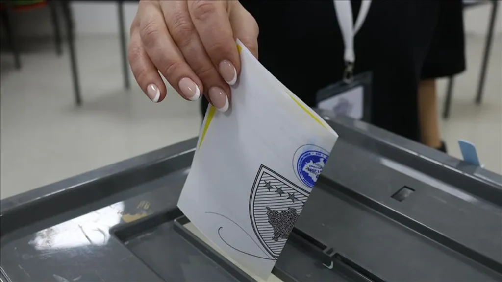 Kosova’daki yerel seçimlerde LVV ve LDK’nın belediye sayısı eşit