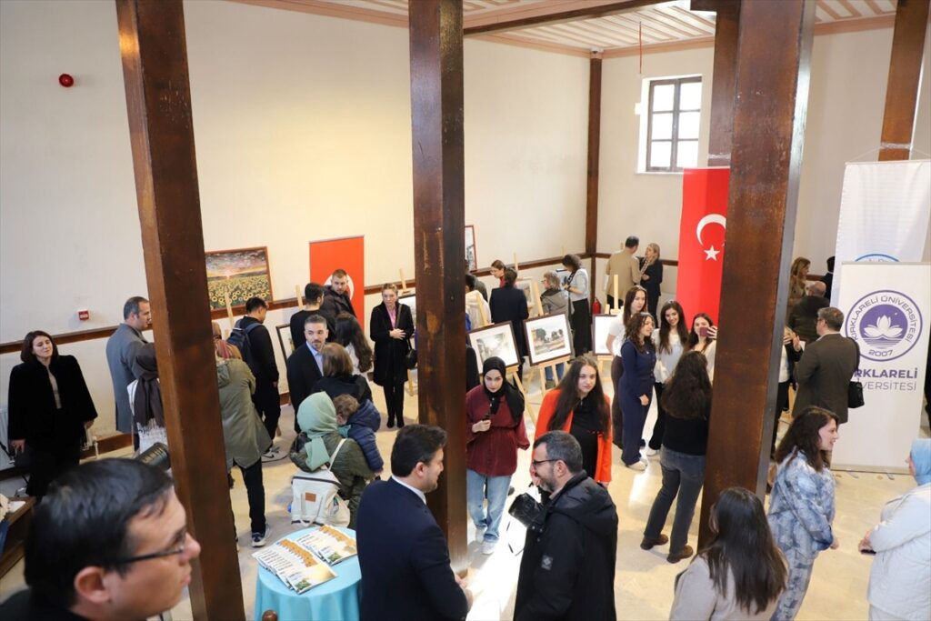 “Benim Priştinem” adlı sergi Kırklareli’nde sanatseverlerin beğenisine sunuldu