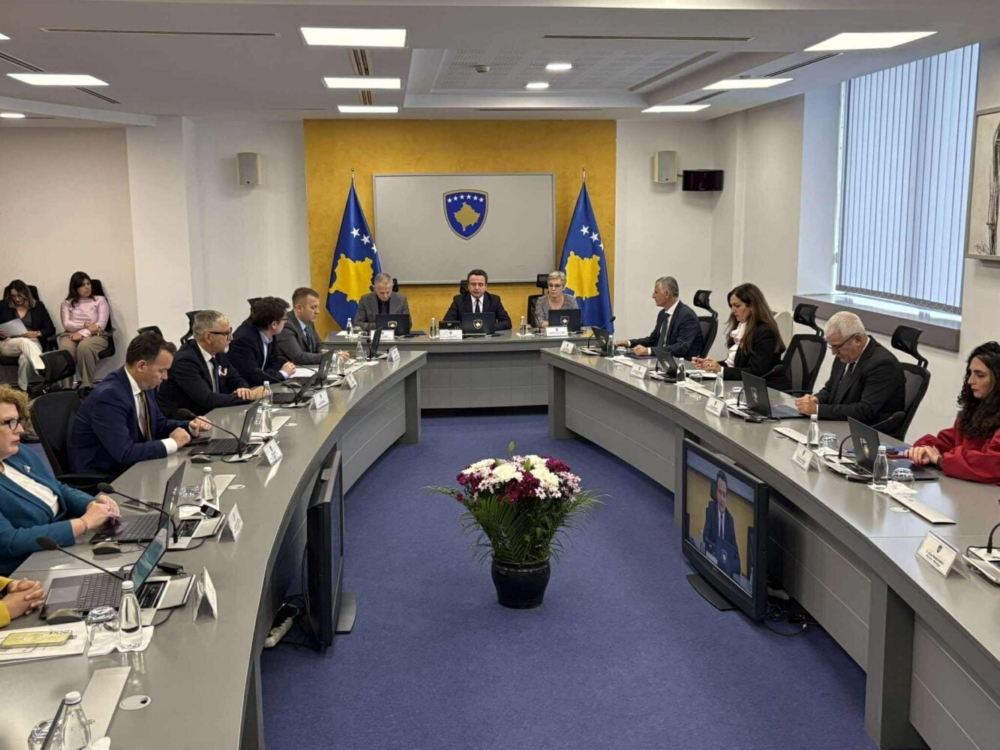 Kosova Hükümeti, AB ile kredi anlaşması için yetki talebini onayladı