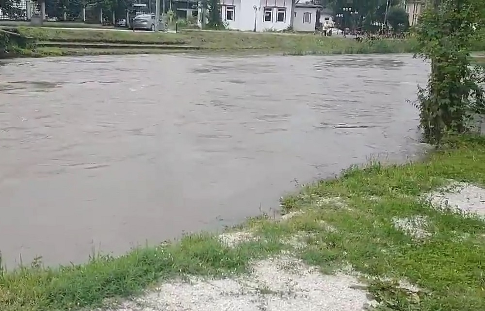 Kuzey Makedonya’da Nehir Seviyeleri Stabil