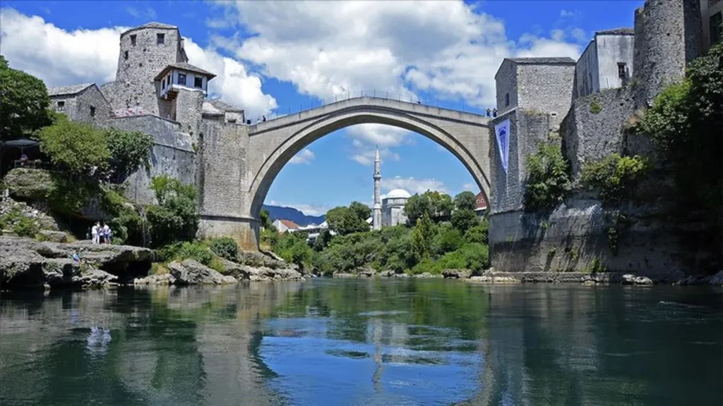Mostar’ın Kalbi: Eski Köprü’nün yıkılışının üzerinden 32 yıl geçti