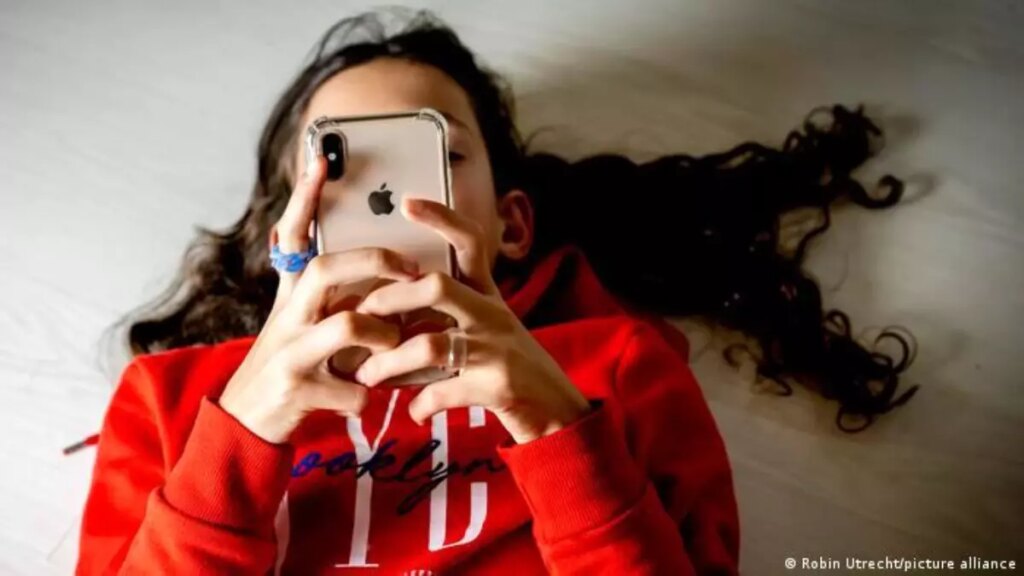 AB, 13 Yaş Altı Çocuklar için Sosyal Medyayı Yasaklıyor