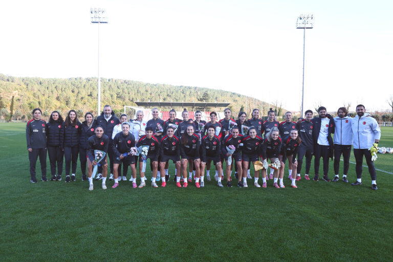 Türkiye Kadın A Millî Takımı, Arnavutluk Maçlarının Hazırlıklarına Başladı