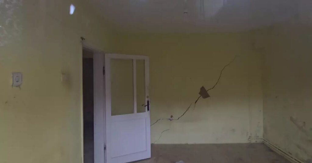 Beykoz’da İki Bina Çatlaklar Nedeniyle Tahliye Edildi