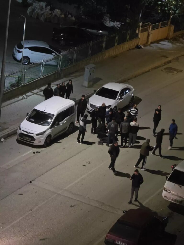 İnegöl’de Motosiklet Kazası: Sürücü Yaralandı