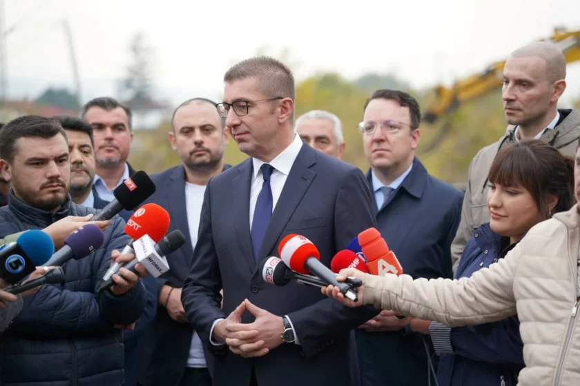 Mickoski: Daha temiz hava için yeni demiryolu hattına ve şehir trenine yatırım