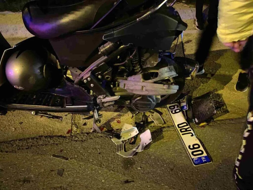 Bursa’da Trafik Kazası: Alkollü Sürücü Motosiklete Çarptı
