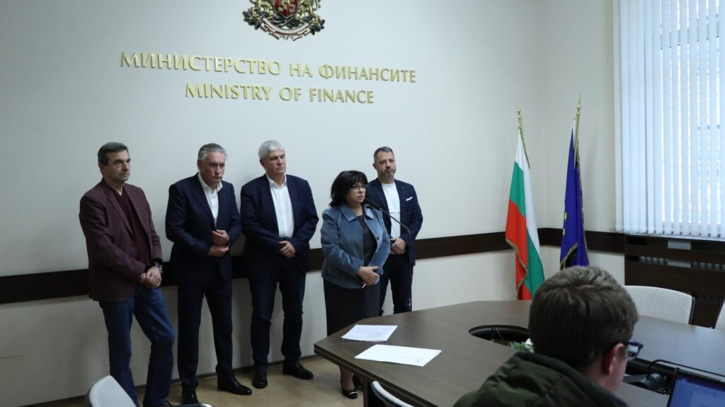 Bulgaristan’da 2026 bütçesi üzerindeki gerilim sürüyor: Hükümet, işverenler ve sendikalar yeni uzlaşı arayışında