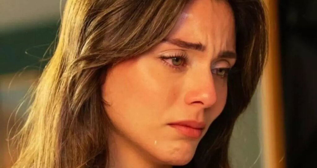 Sıla Türkoğlu Kızılcık Şerbeti’nden neden ayrılıyor? Doğa diziye veda mı ediyor?