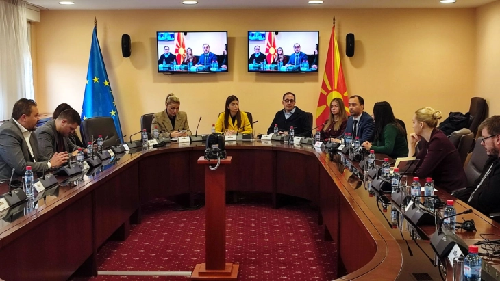 Gençlerin AB Şüpheciliği: Kuzey Makedonya’da Gençlerin Yarısı Üyeliğe İnanmıyor