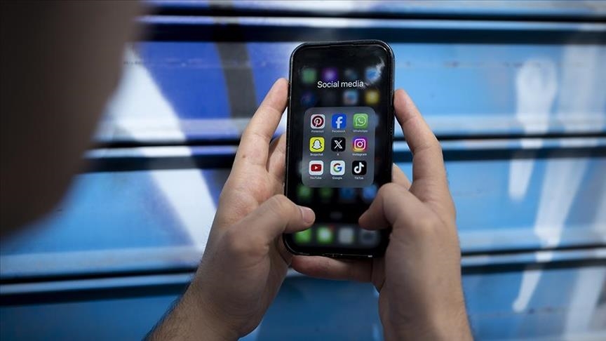 Avrupa Parlamentosu’ndan “sosyal medyada 16 yaş sınırı” çağrısı