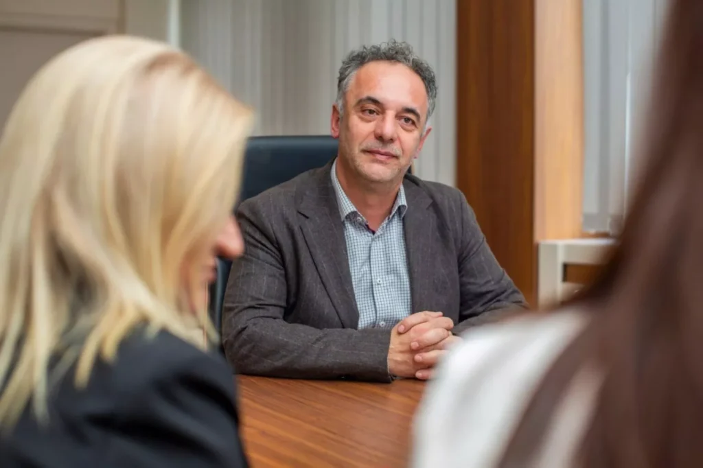 Sağlık Bakanı Aliu: Eczacılık Sektöründe Dijitalleşme Öncelikli Hedef