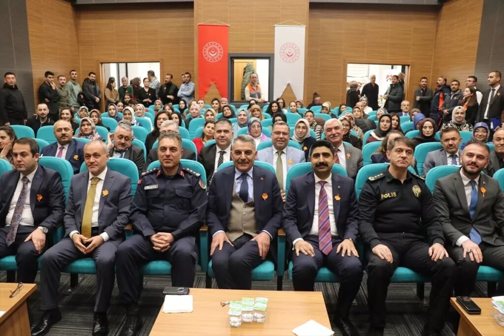 Yozgat’ta Kadına Yönelik Şiddete Karşı Farkındalık Programı Düzenlendi