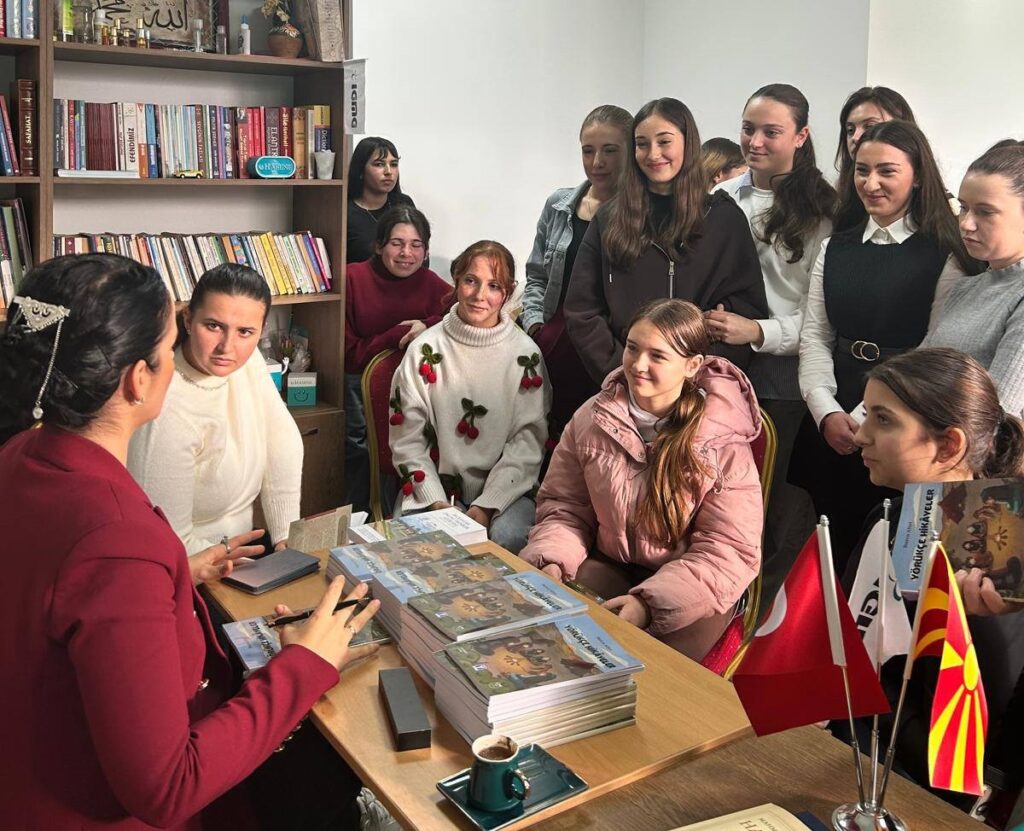 Yörükçe Hikâyeler kitabı Radoviş’te okurlarıyla buluştu