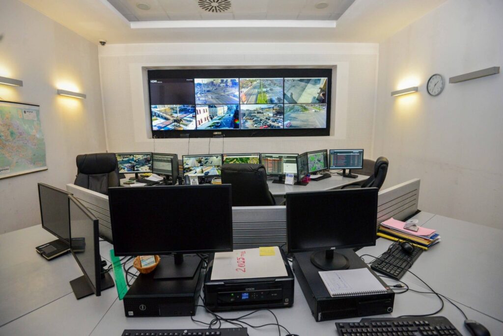 Bir günde 50.000’den fazla ihlal kaydedildi