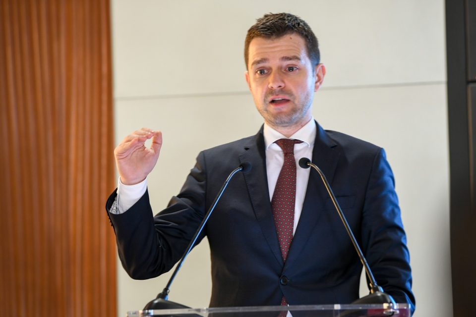 Dışişleri ve Dış Ticaret Bakanı Timço Mucunksi Brüksel’de Temaslarda Bulunuyor